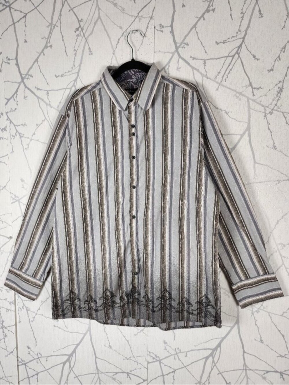 Rock Roll N Soul Artsy Stripe Paisley Contrast Cuff Shirt